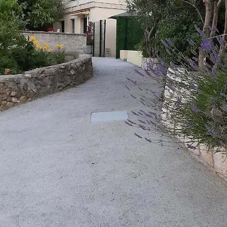 House Rab *